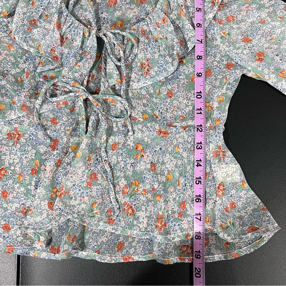 Dizzy Lizzy Floral Sheer Cotton Blend Tie Front Blouse Size XS - Picture 8 of 8